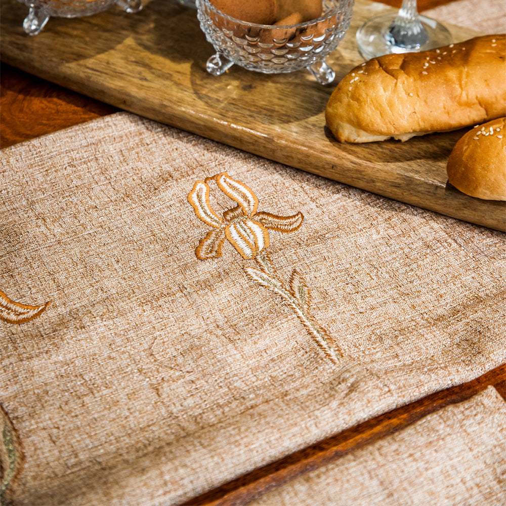 Iris Embroidered Table runner with mats (set of 6)