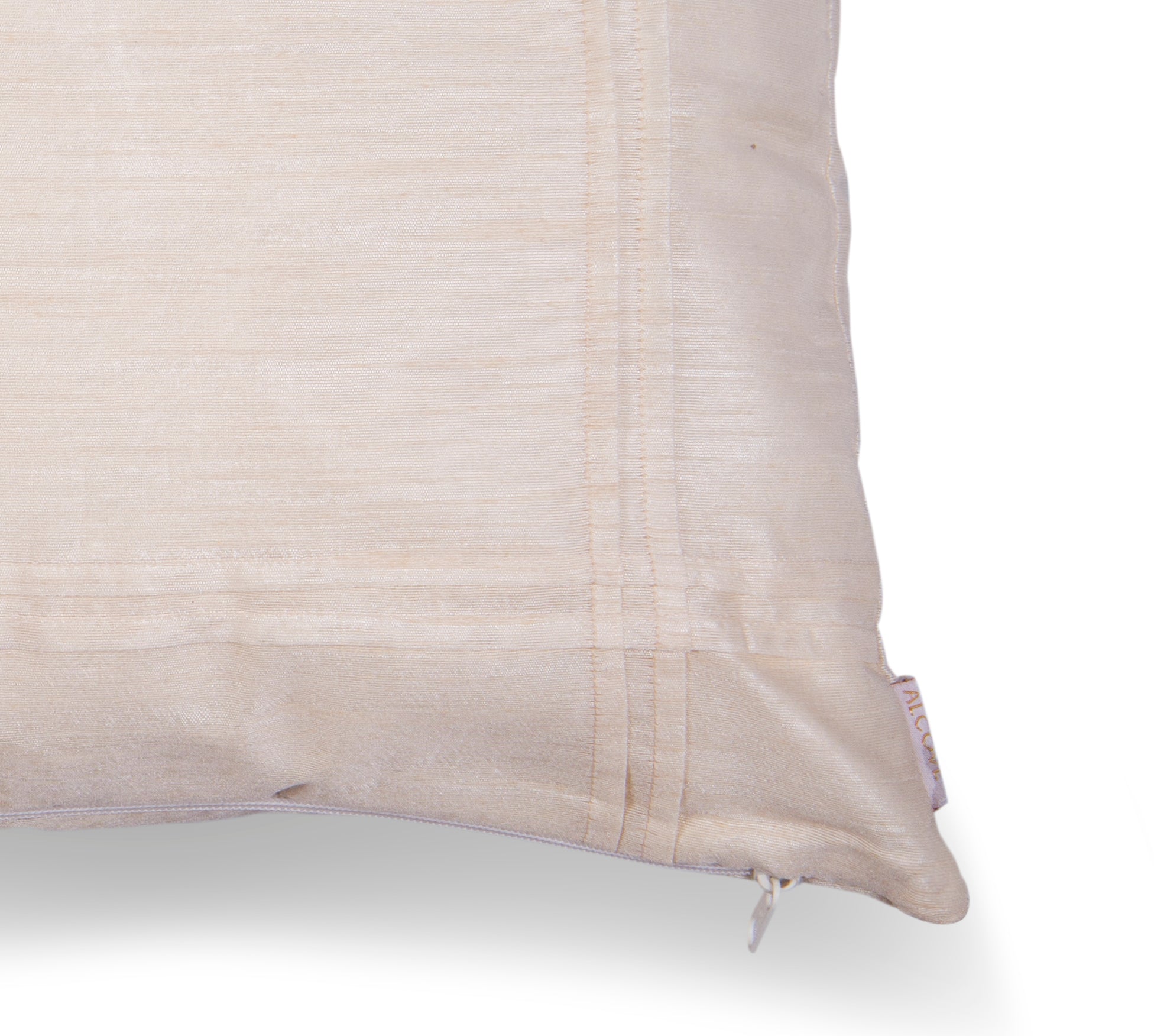 Cream basic pleated cushion