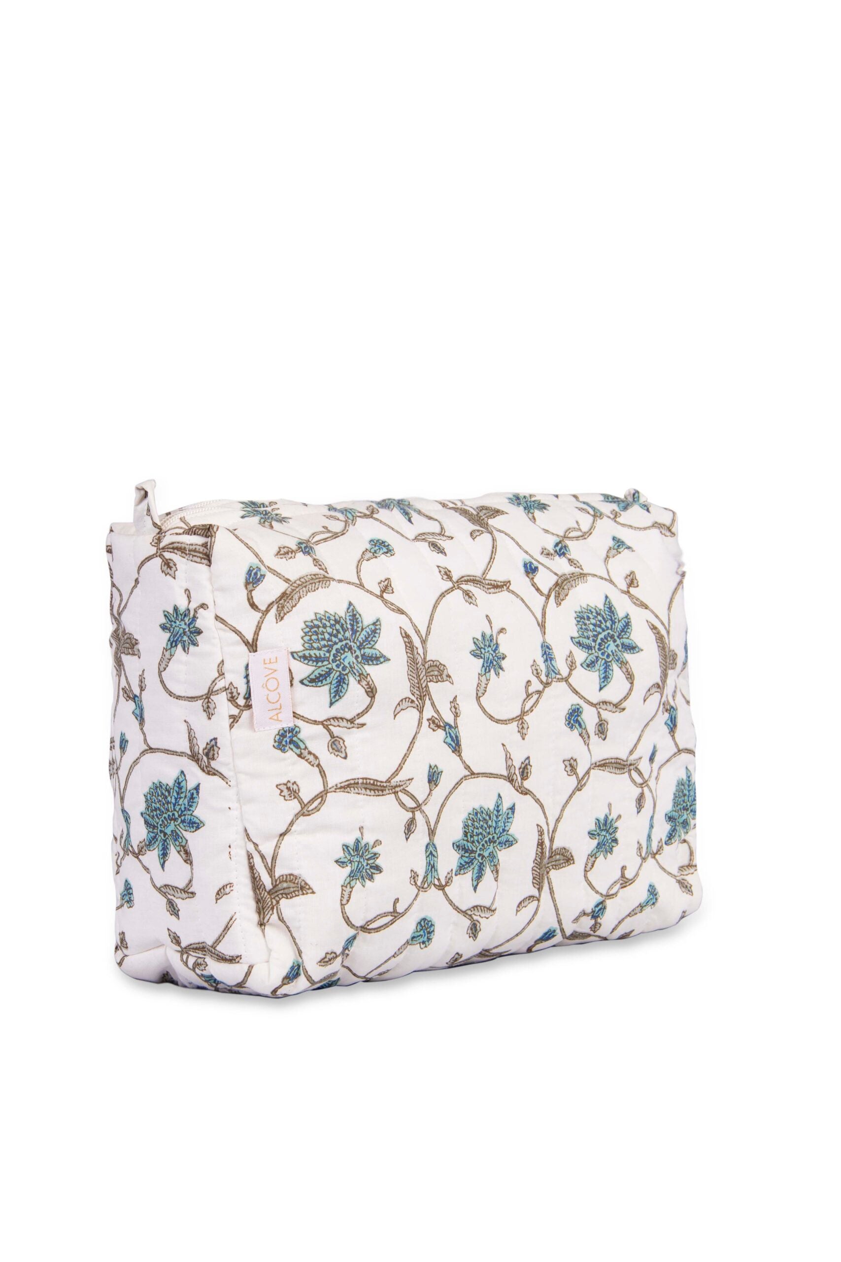 White & green quilted pouches (set of 3)