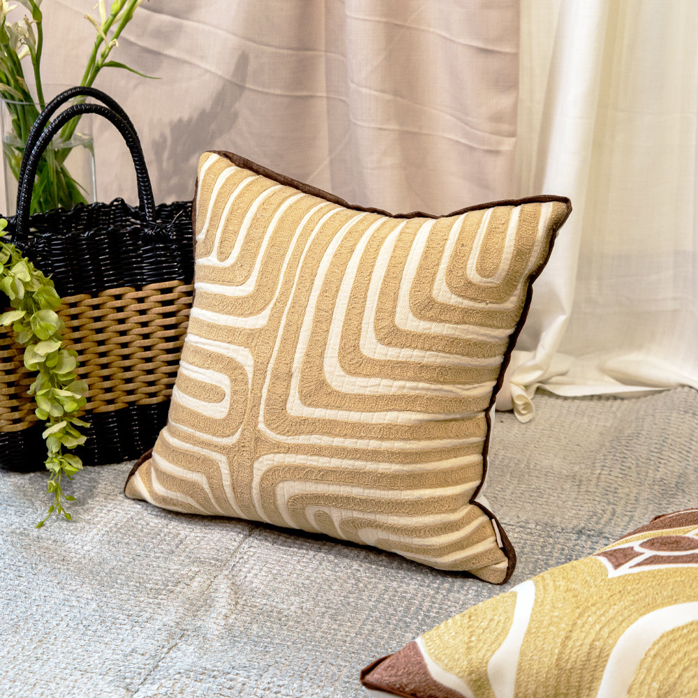 Geometric Statement Cushion