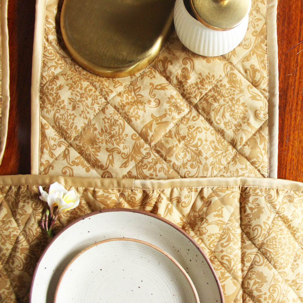 Paisley Ochre Quilted Table Linen with mats (set of 6)