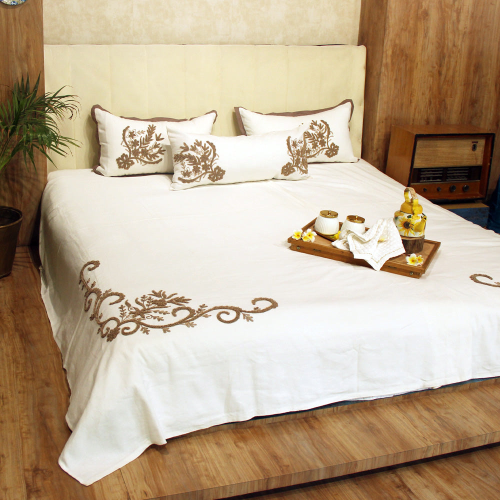 Mocha & White Aari Bedding (Set of 4)