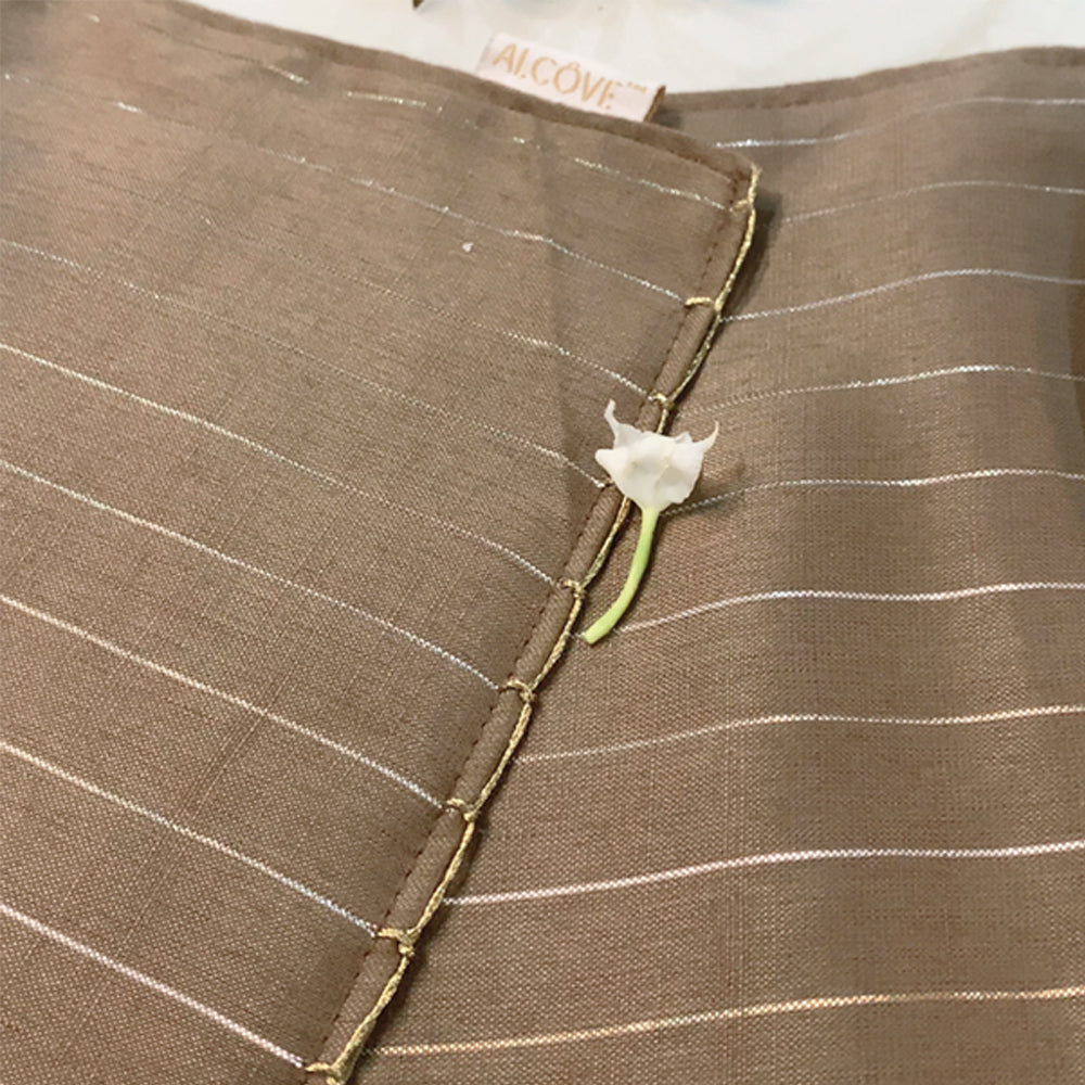 Beige Lurex Table Runner With Mats (set of 6)