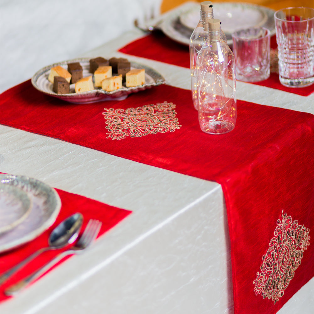 Red Embroidered Table Runner With Mats ( Set Of 6 )