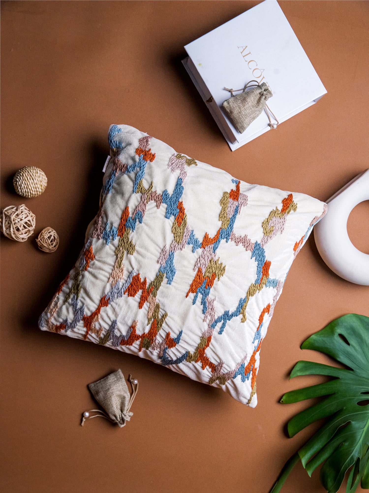 Seaweed Modern Cushion